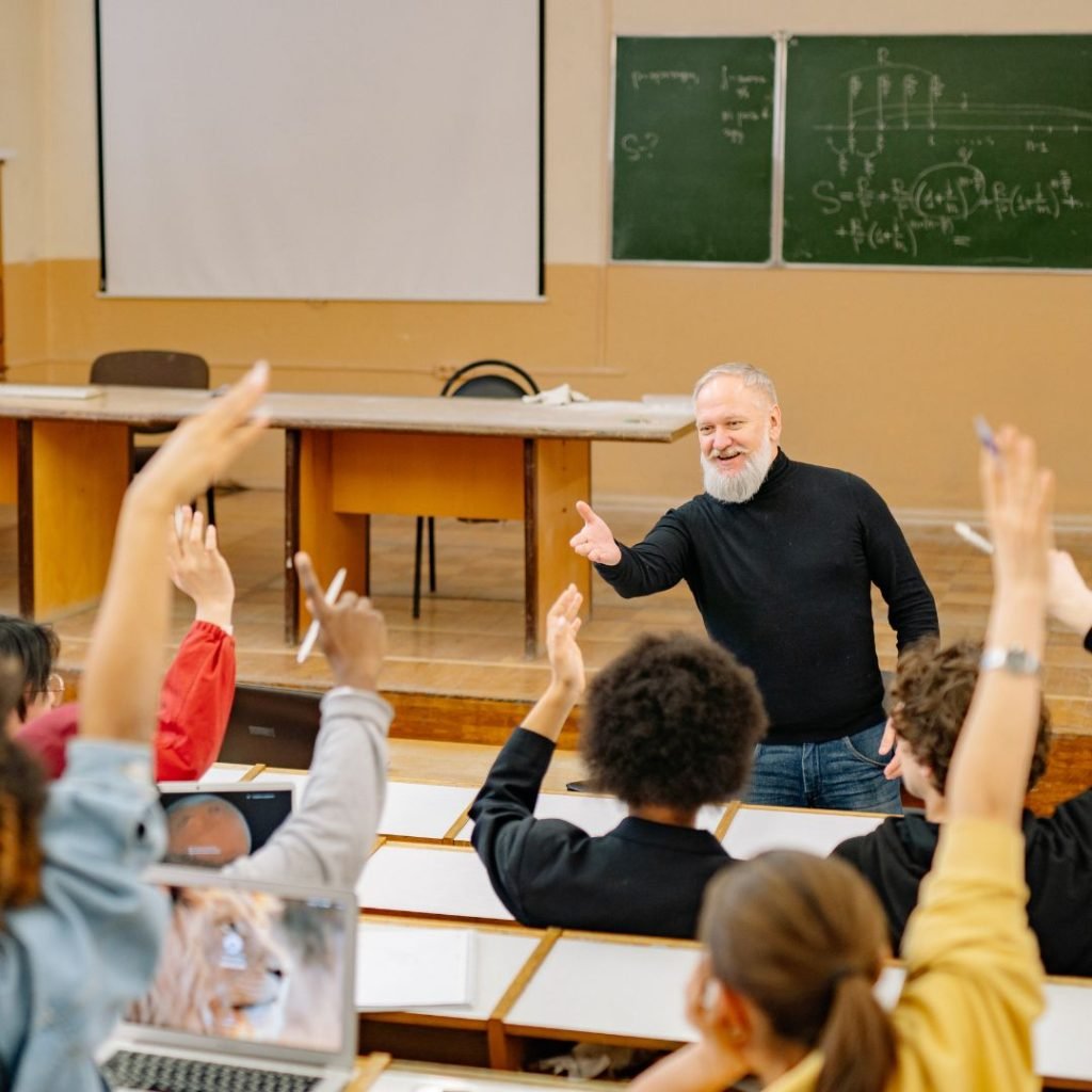 Cuánto gana un profesor de matemáticas en Chile